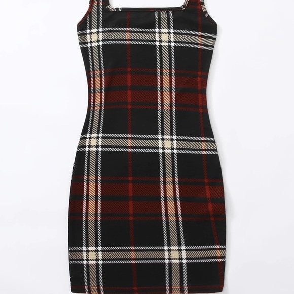 Plus size Plaid Bodycon Dress - Picture 3 of 3